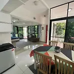 Kk Jungle Hideaway Lovely Apartment 5 Mins Walk To Town
