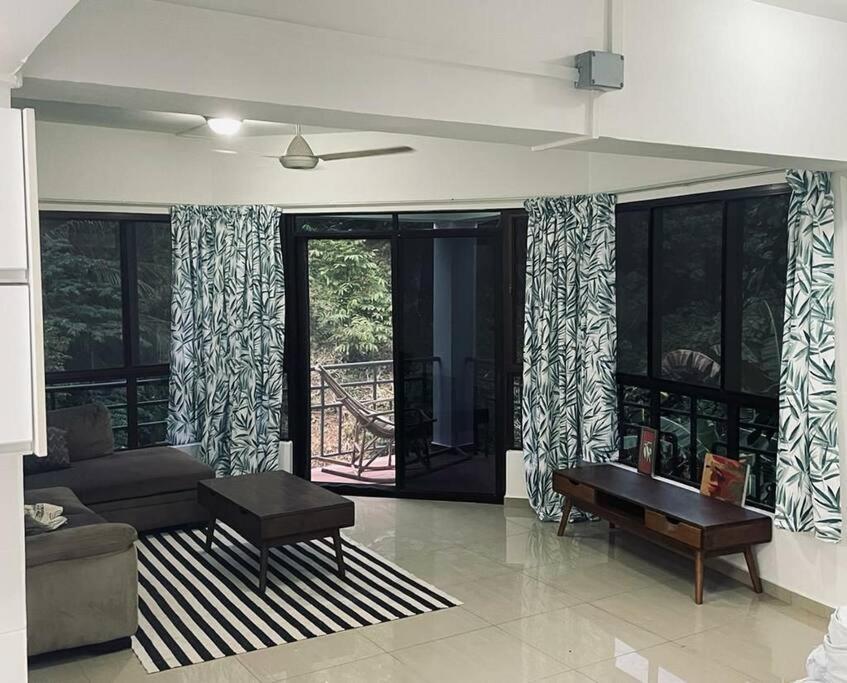 Apartment Kk Jungle Hideaway Lovely 5 Mins Walk To Town